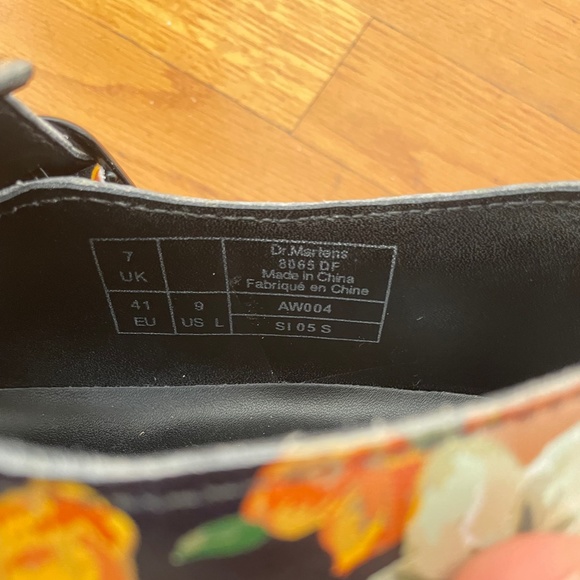 Dr. Martens Women's 8065 Darcy Floral Mary Jane Flat - Picture 5 of 6